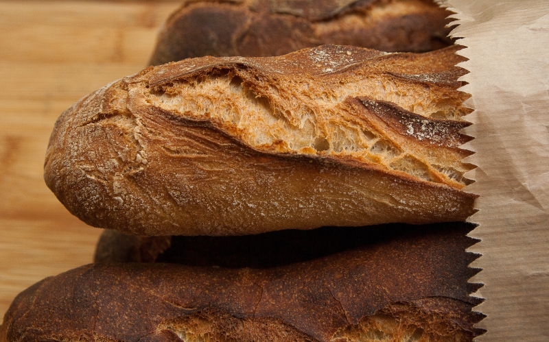 boulangerie-ANTIBES-min_dish-food-baking-cuisine-bread-bakery-399077-pxhere.com